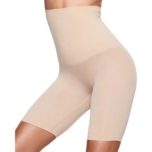 NWOT Skims Core Control Mid Thigh Shorts in Onyx and Clay 2X/3/X